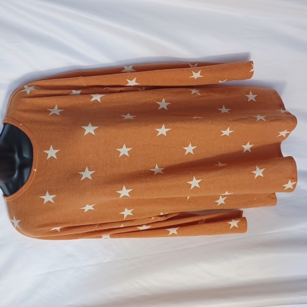 grateful hearts Star Print Top, super soft, comfy, oversized, orange-brown